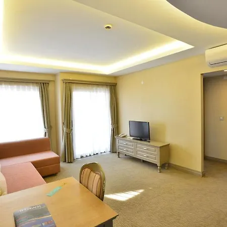 Daphne C Blok Apartment