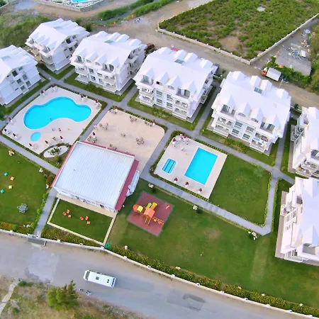 Daphne C Blok Fethiye